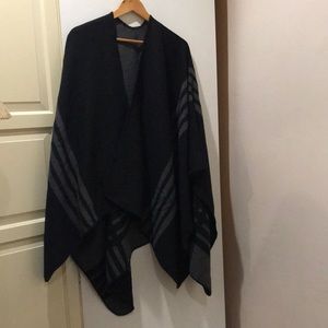 BB Dekota Reversible Pouncho